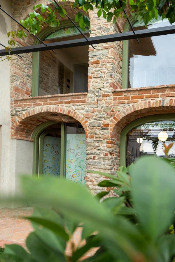 Casa Del Maestro-Appartamenti D'Arte Dogliani Exteriör bild