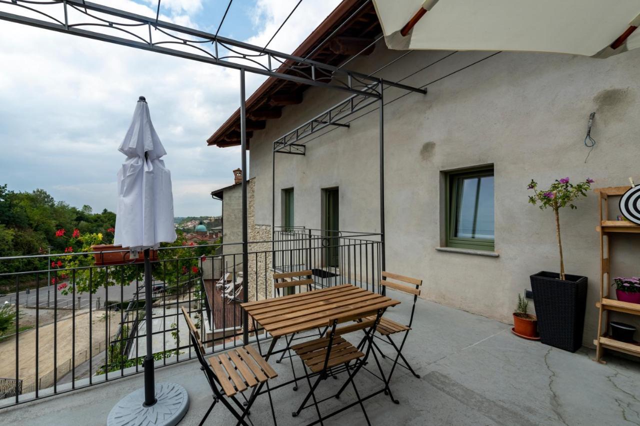 Casa Del Maestro-Appartamenti D'Arte Dogliani Exteriör bild
