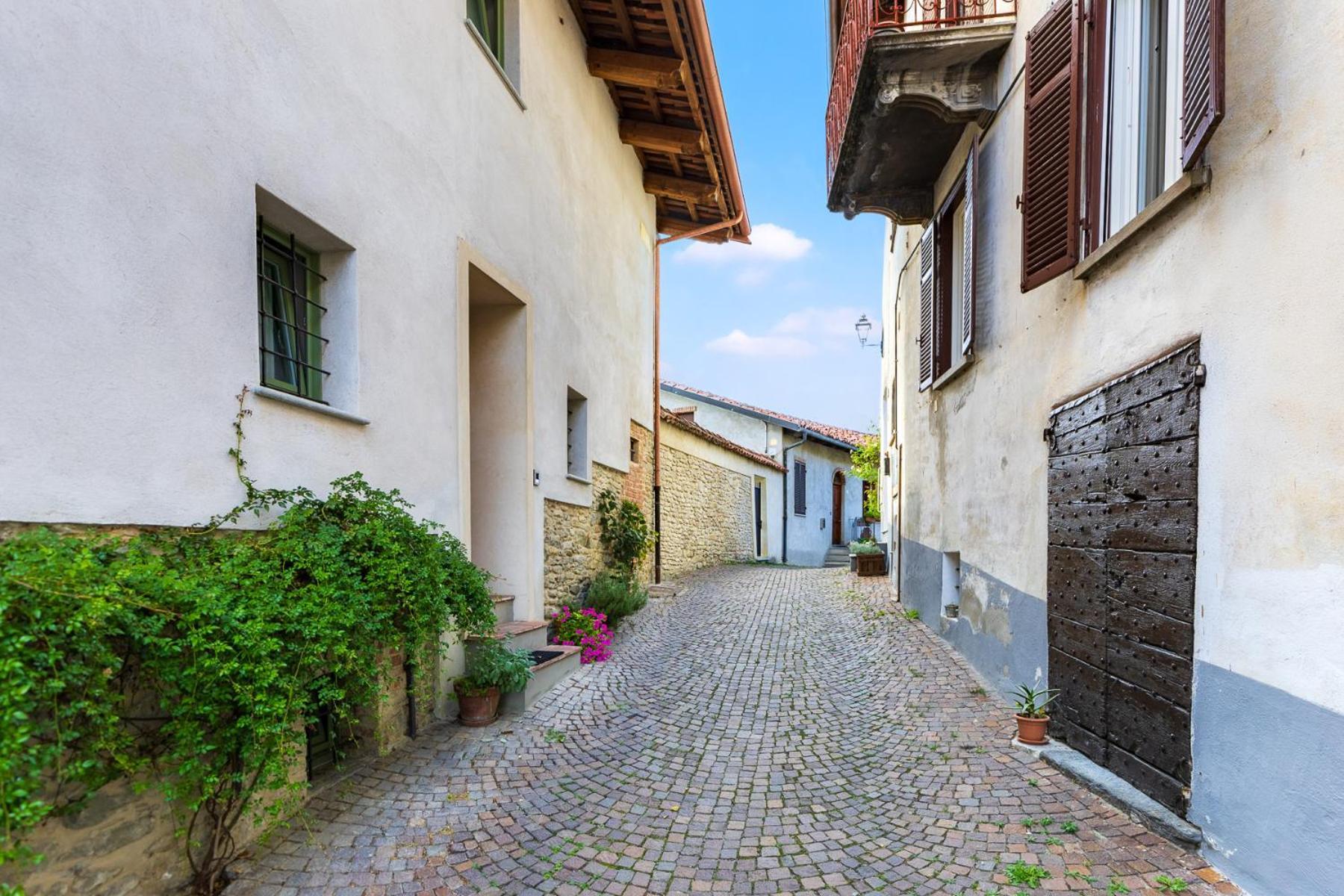 Casa Del Maestro-Appartamenti D'Arte Dogliani Exteriör bild