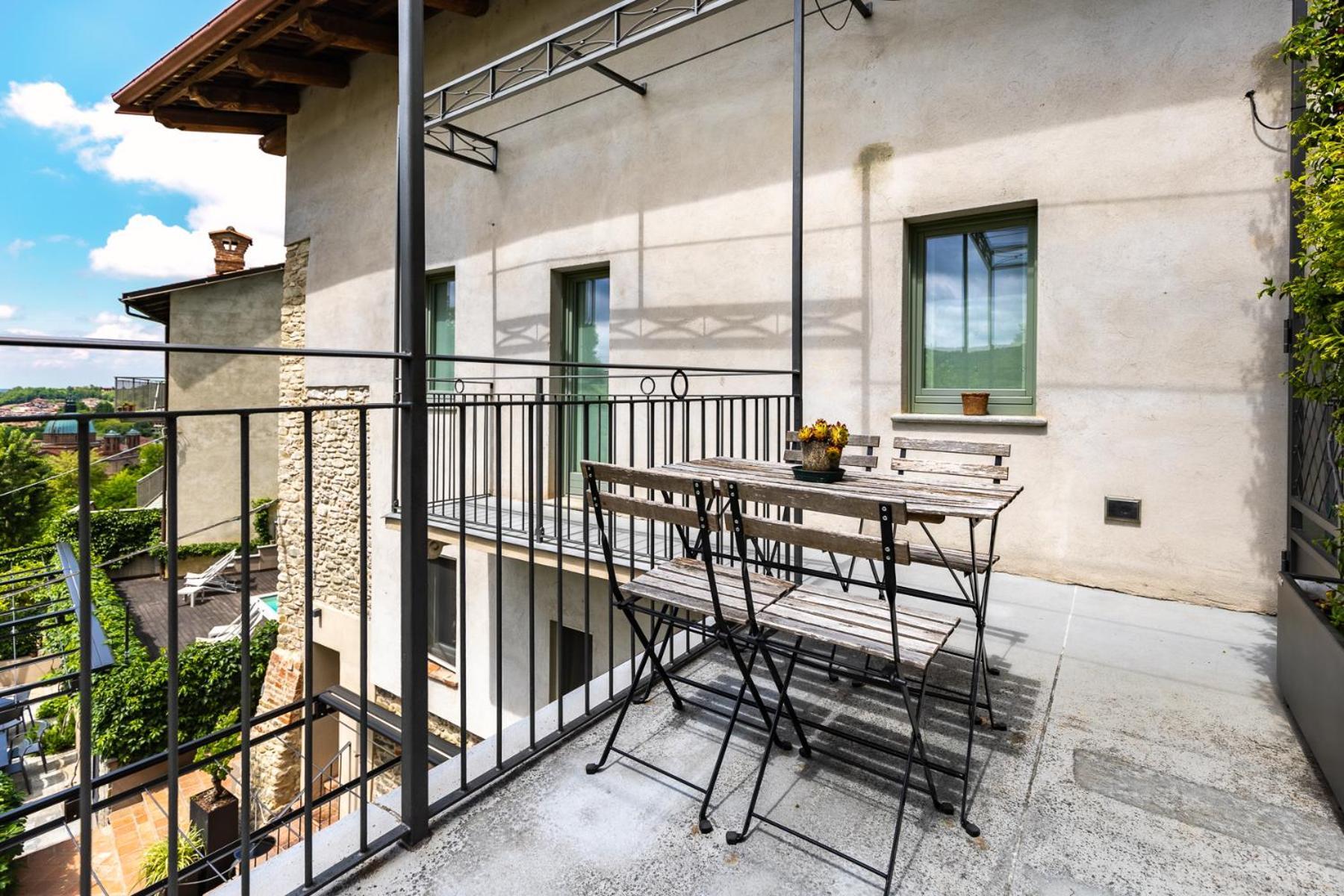 Casa Del Maestro-Appartamenti D'Arte Dogliani Exteriör bild
